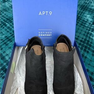 Apt. 9 Black Memory Foam Ankle Boots
